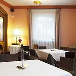 Real Hotel